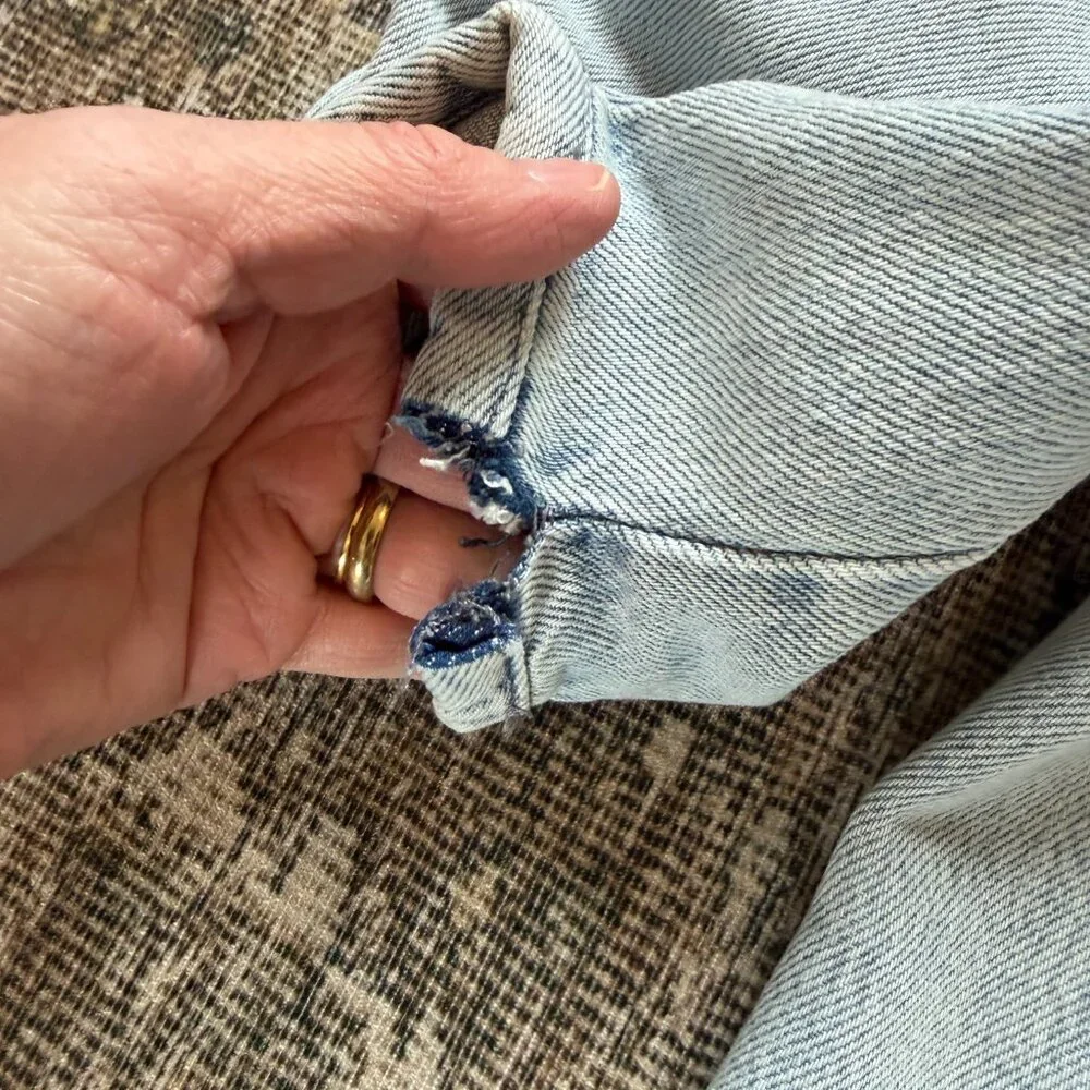 Zara denim puff sleeve button up shirt • size large - Picture 6 of 8